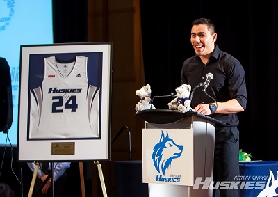 Vadim Halimov giving a speech at the 2013-14 George Brown Athletic Banquet
