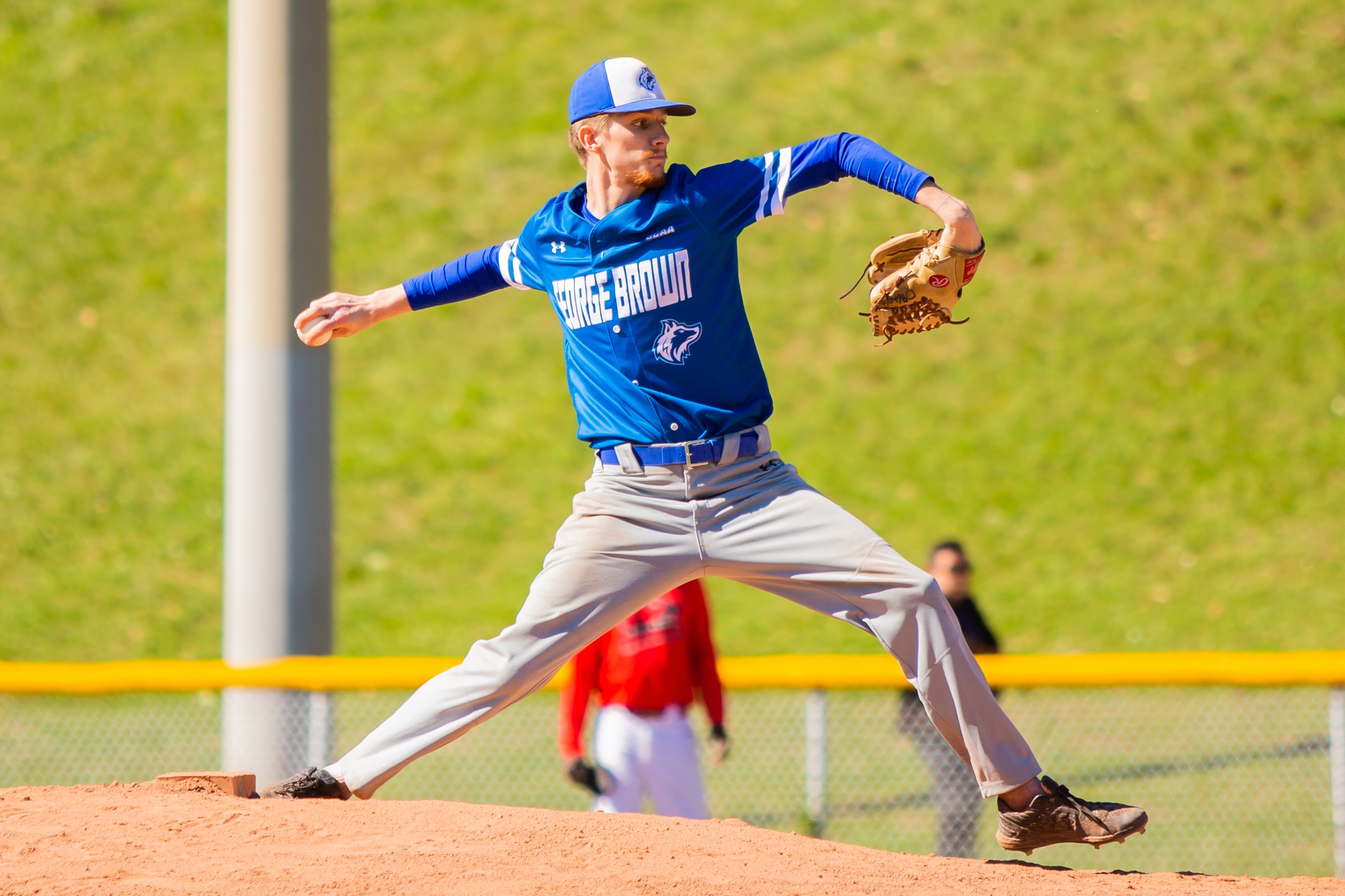 Huskies pitcher throws