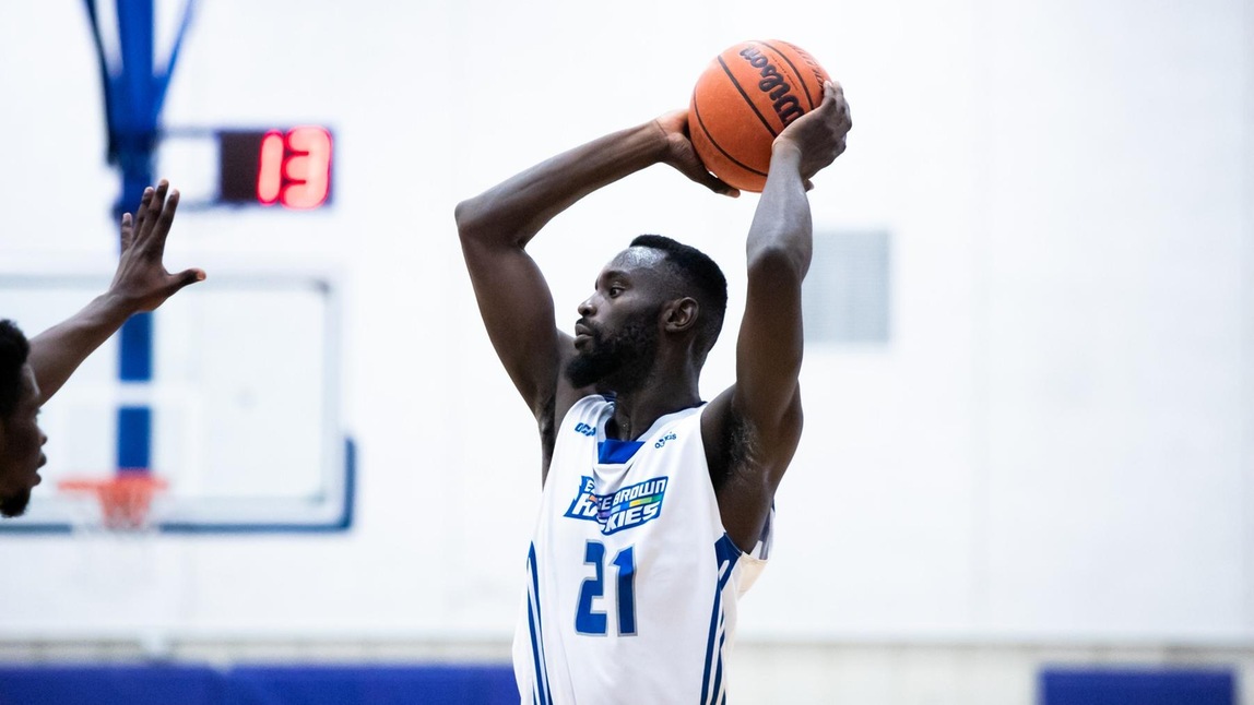 HUSKIES WINNING STREAK ENDS AT 15