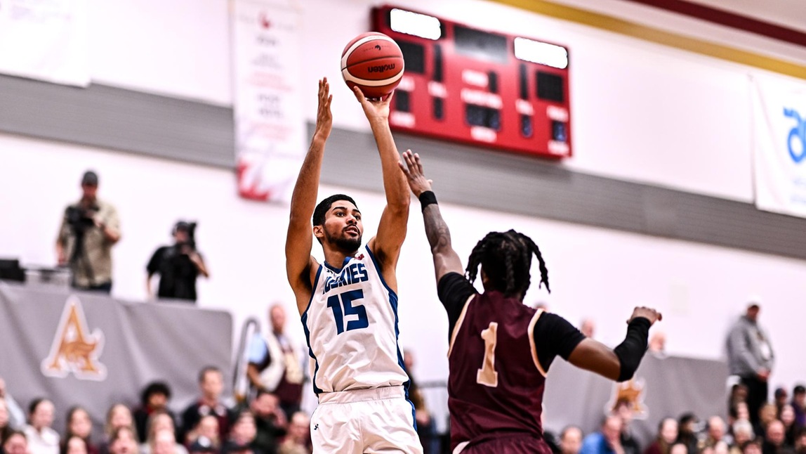 HUSKIES EARN A SPOT IN NATIONAL FINAL