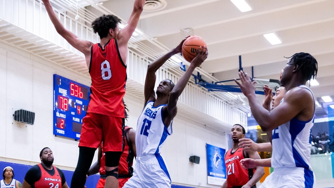 HUSKIES BEGIN SEASON ON HIGH NOTE