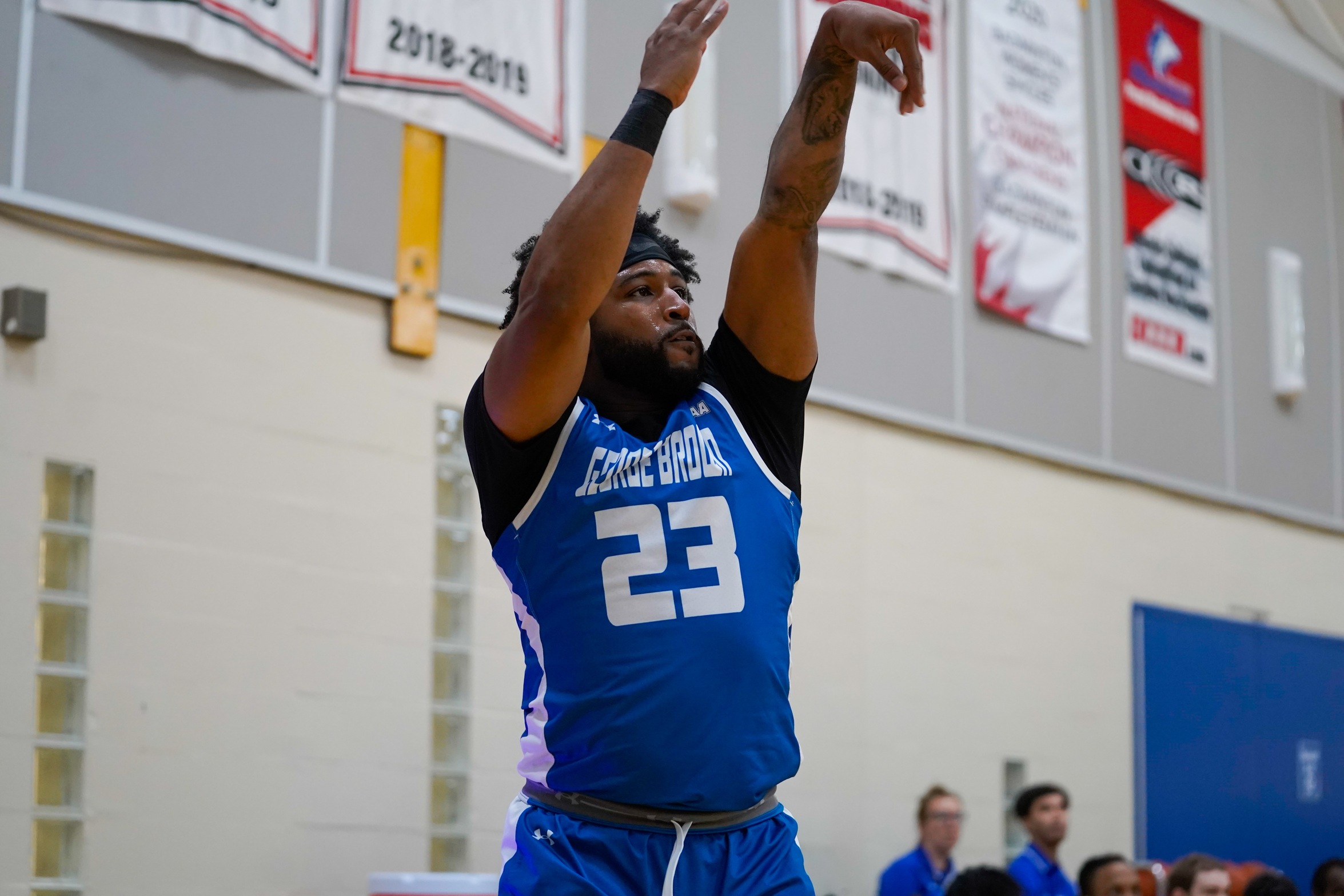 HUSKIES FALL TO LOYALIST