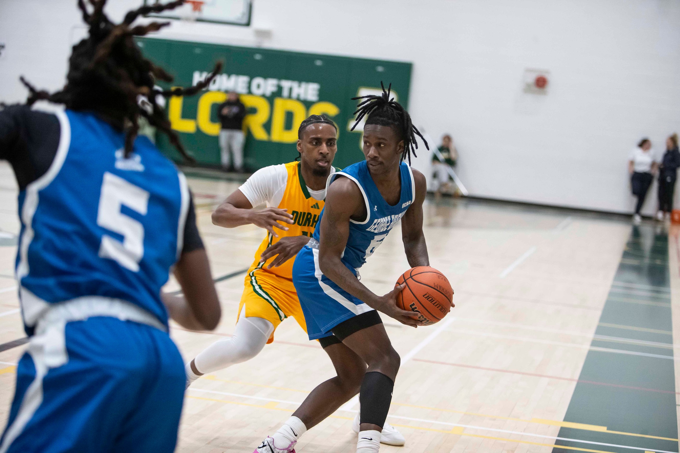 HUSKIES FALL TO CCAA No. 6 DURHAM