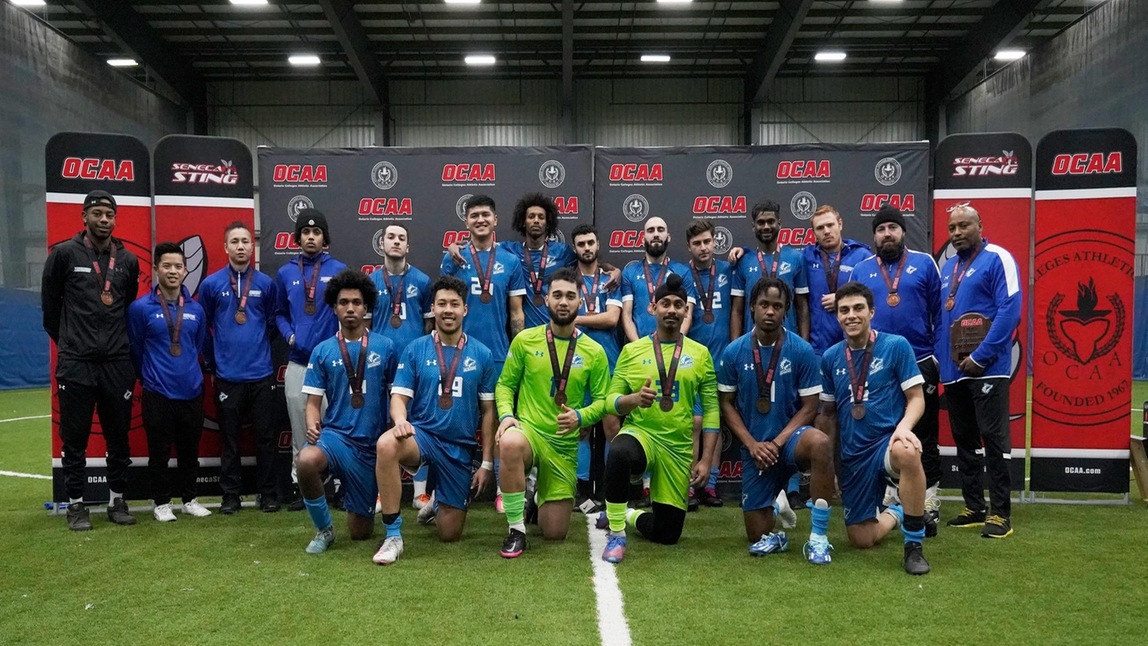 HUSKIES CLAIM BRONZE MEDAL