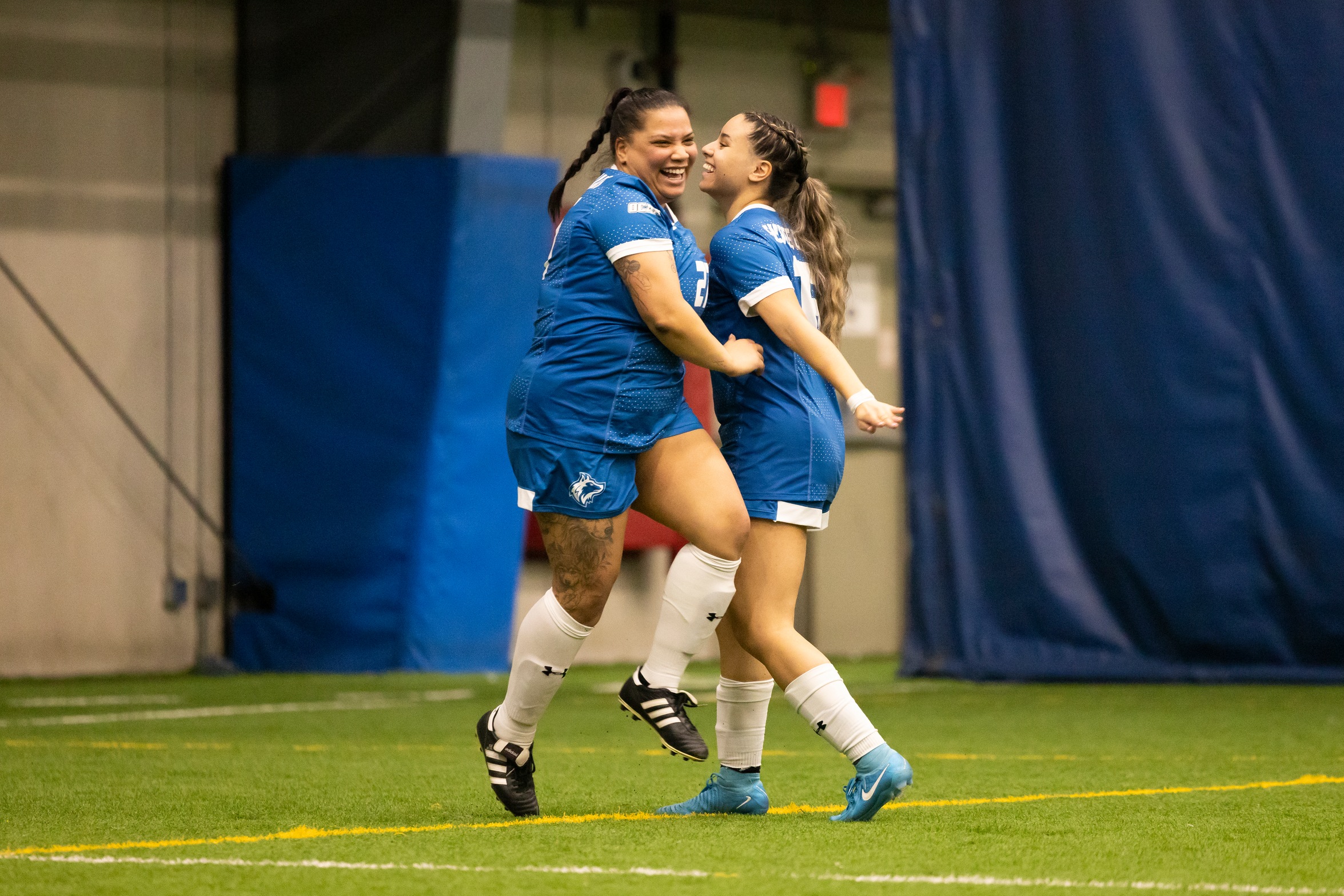HUSKIES JUST MISS FINALS AT SHERIDAN INVITATIONAL