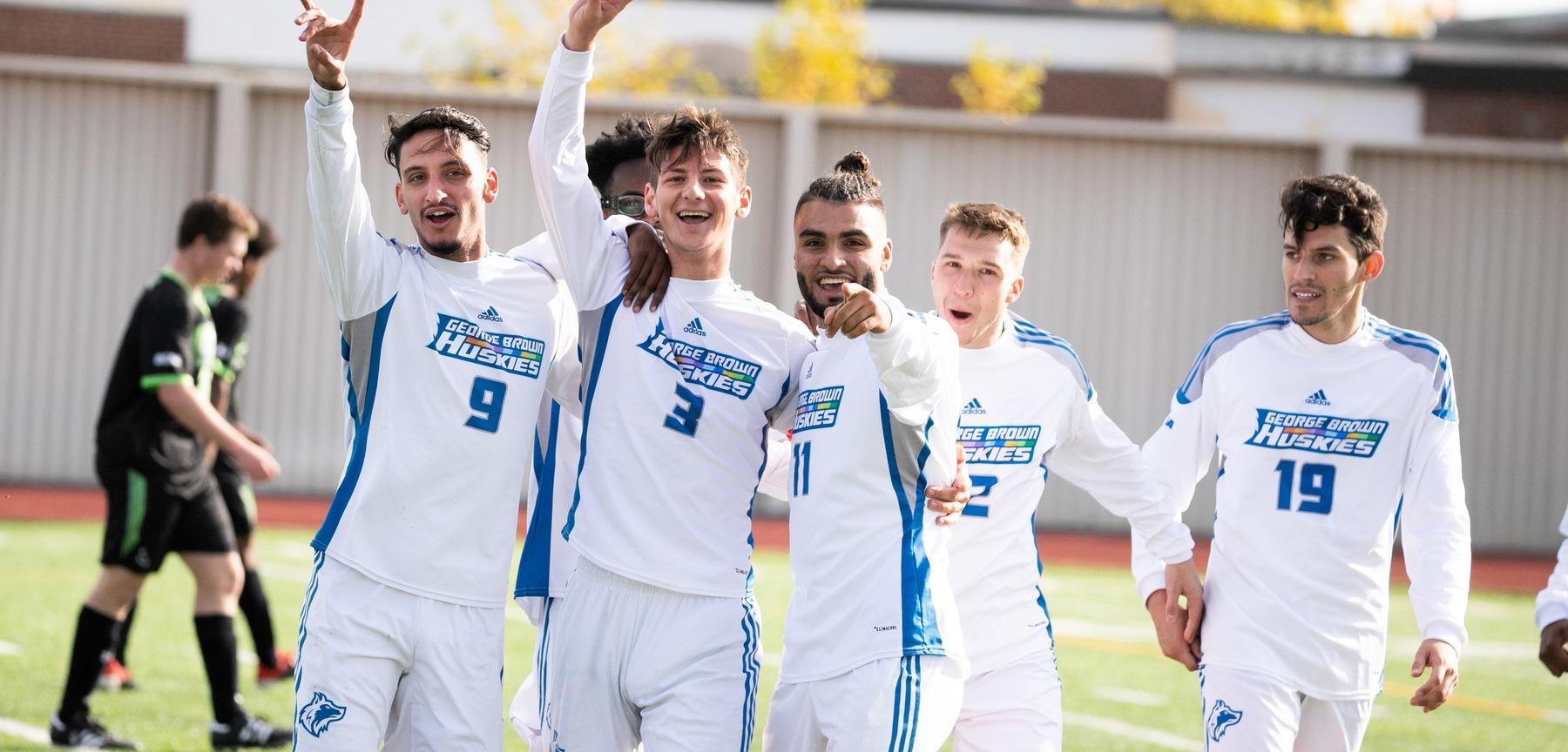 Vilela, Mijackovic and Kinani celebrate goal