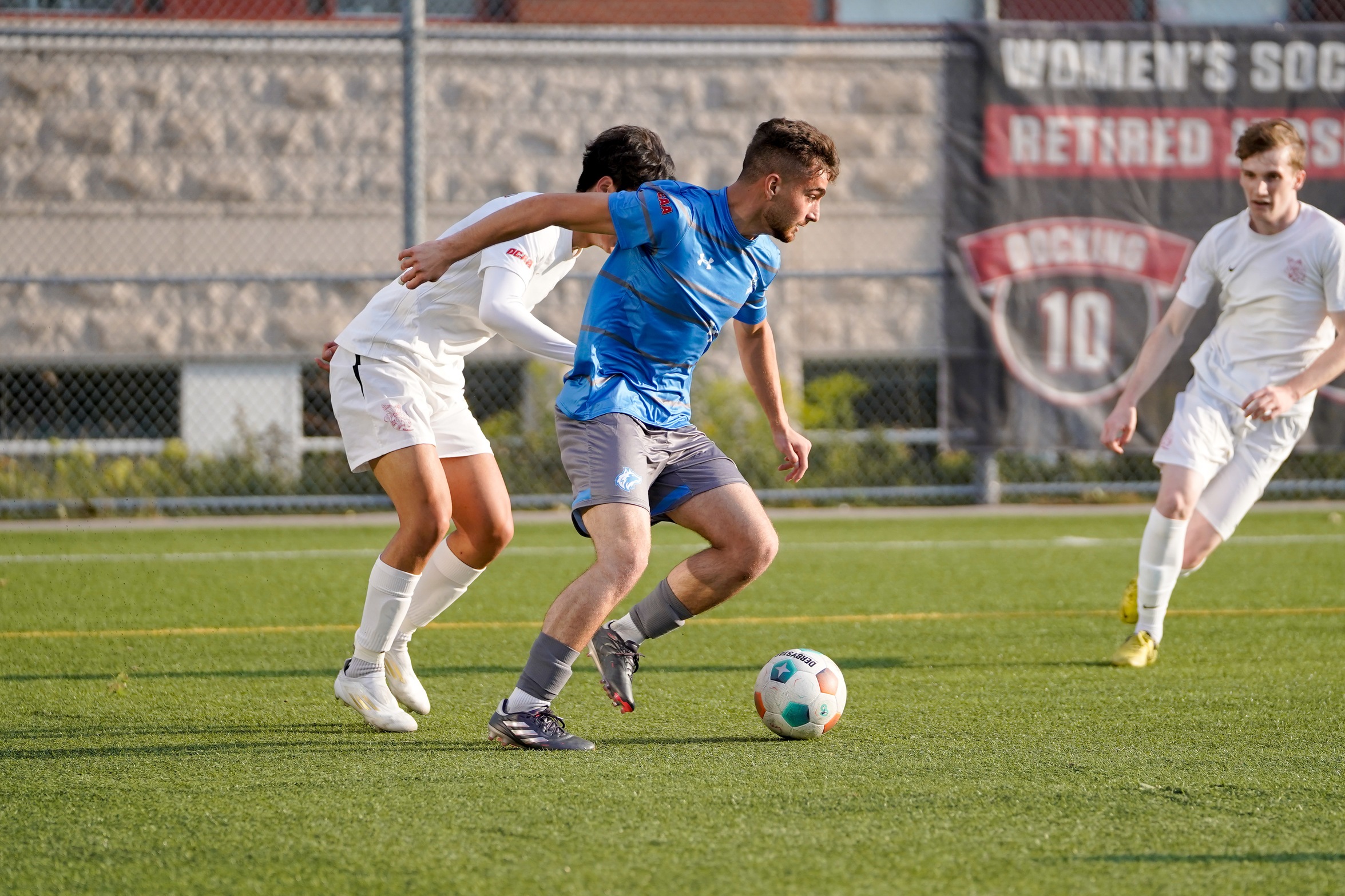 HUSKIES FALL IN TIGHT BATTLE WITH SENECA