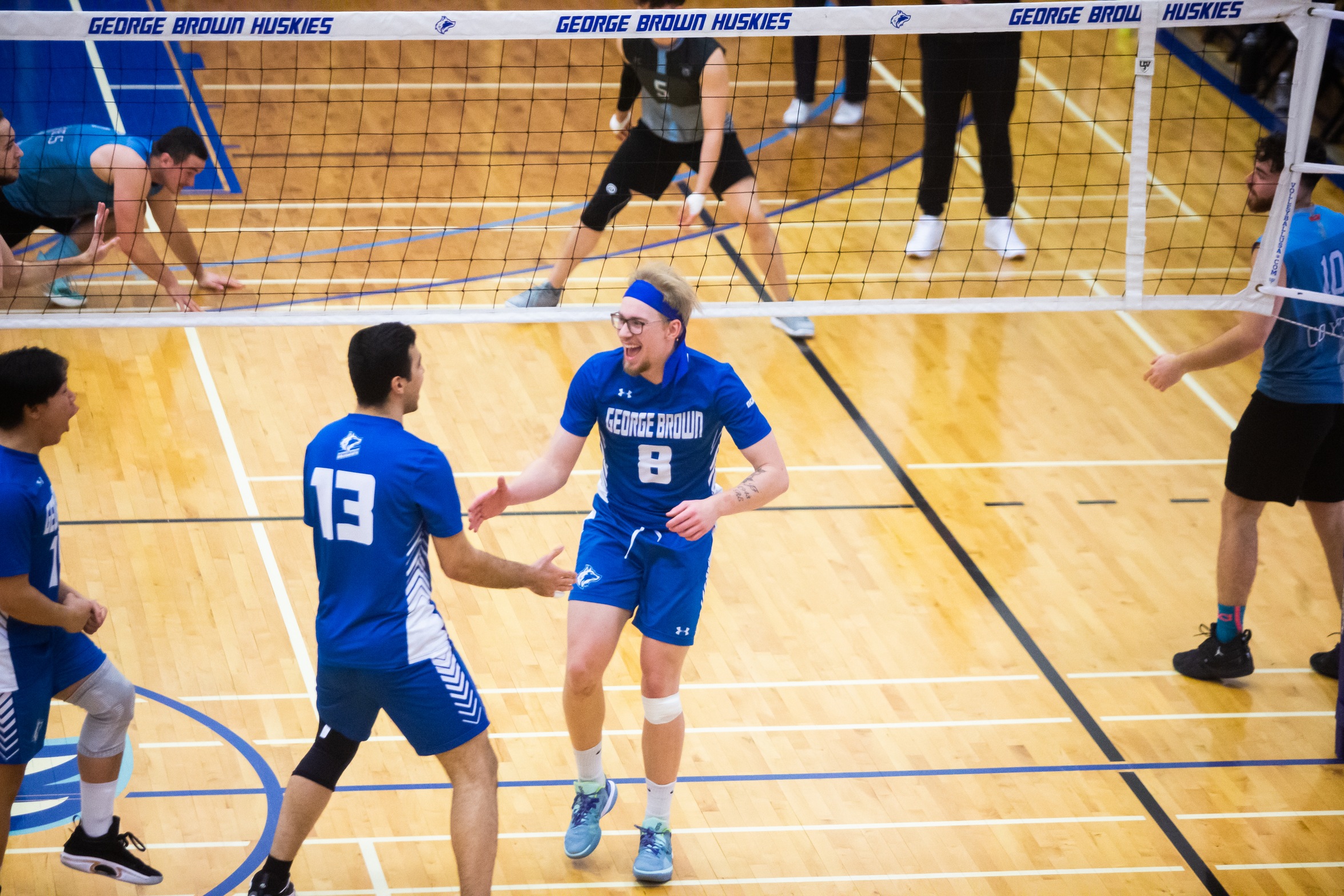 HUSKIES MEN'S VOLLEYBALL FINISH SEASON ON A HIGH NOTE