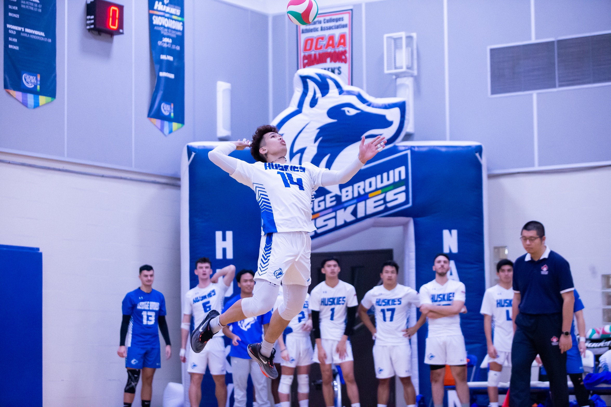 HUSKIES FALL TO CENTENNIAL