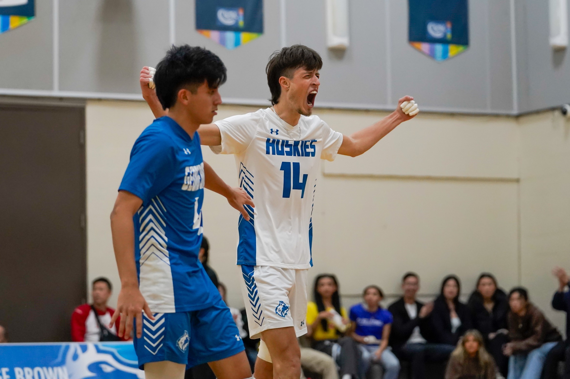 HUSKIES BEAT SENECA IN FIVE-SETTER