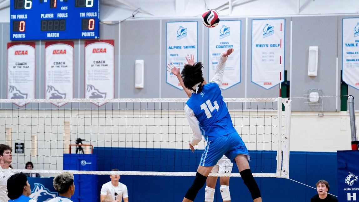 HUSKIES FALL TO CANADORE