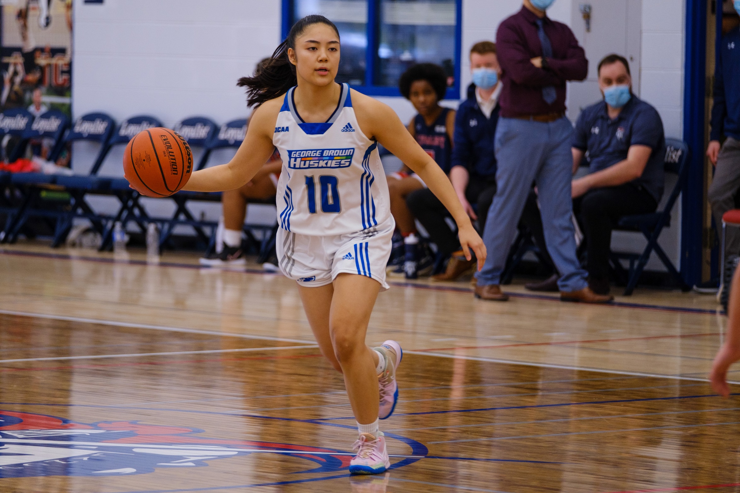 HUSKIES HOLD OFF LANCERS