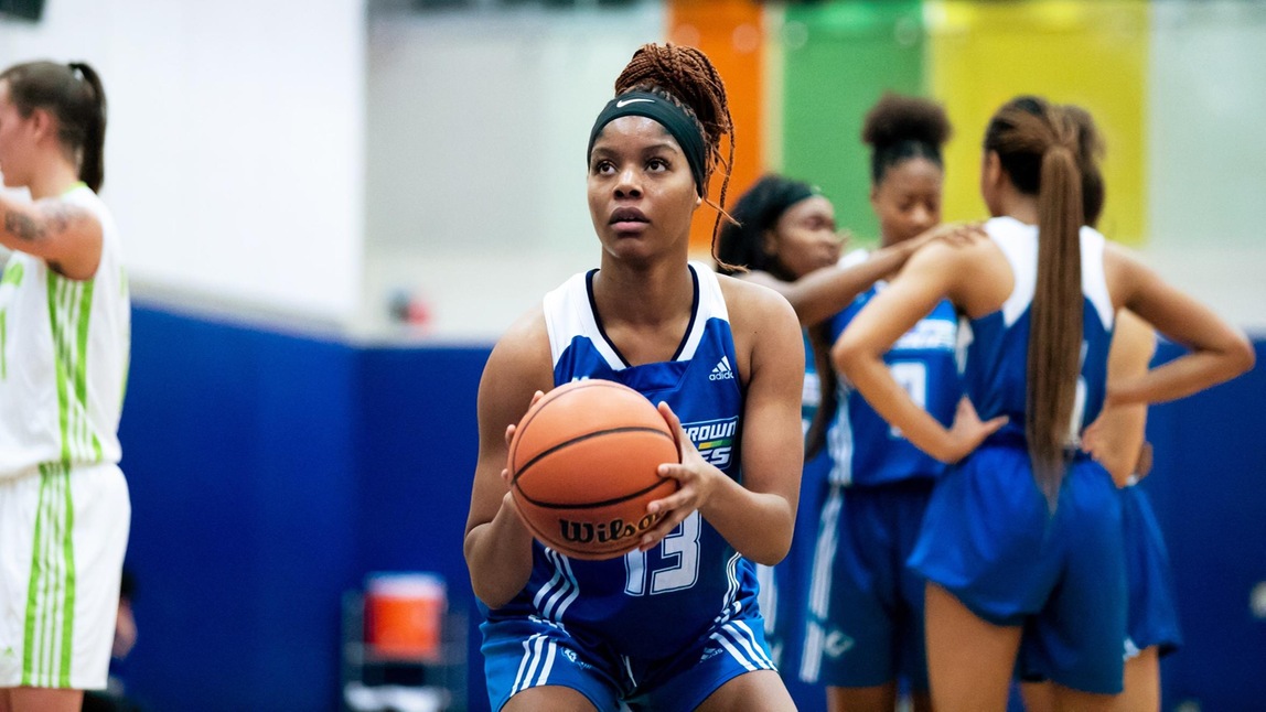 ALUMNI SPOTLIGHT: VICTORIA LAWRENCE