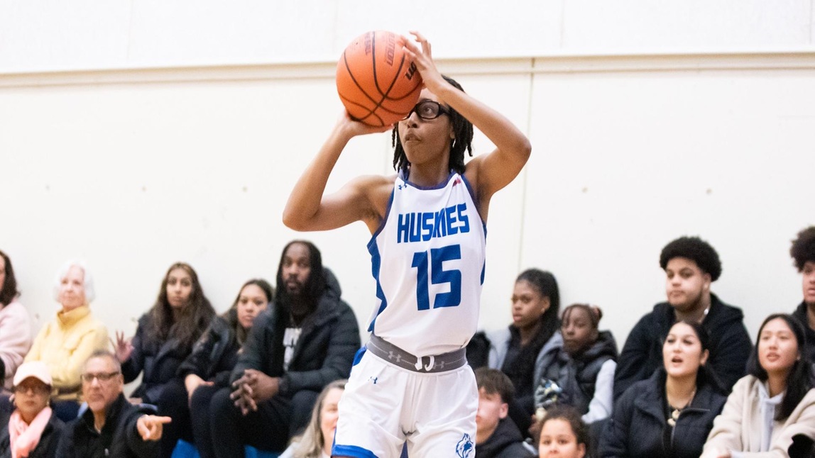 HUSKIES TAKE DOWN DURHAM