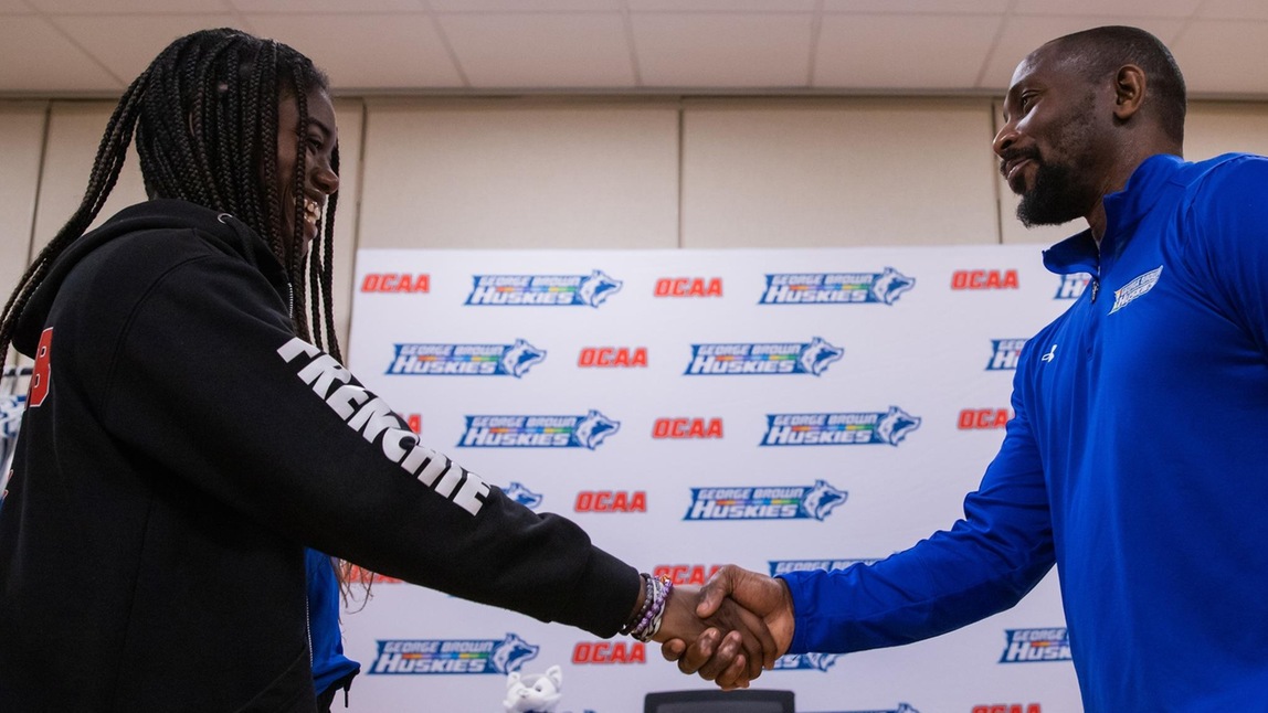 WOMEN'S BASKETBALL ADDS ATHLETIC PRENDERGAST