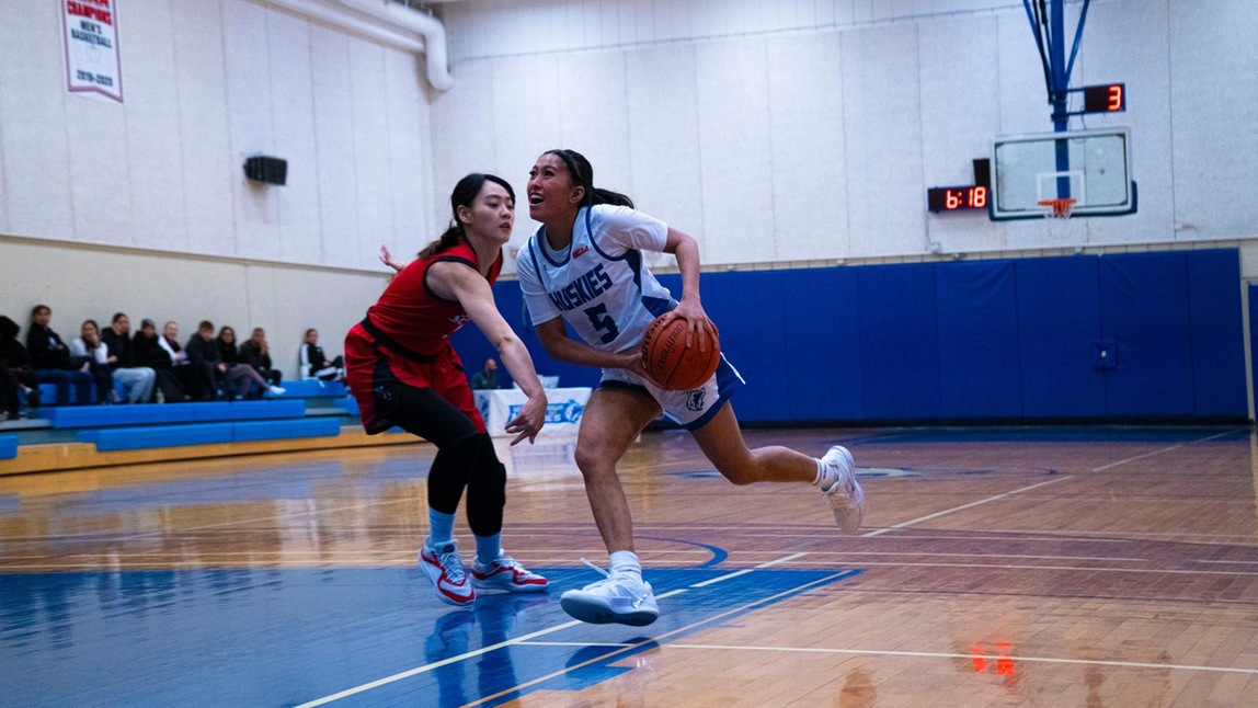 HUSKIES FALL IN DOUBLE OT