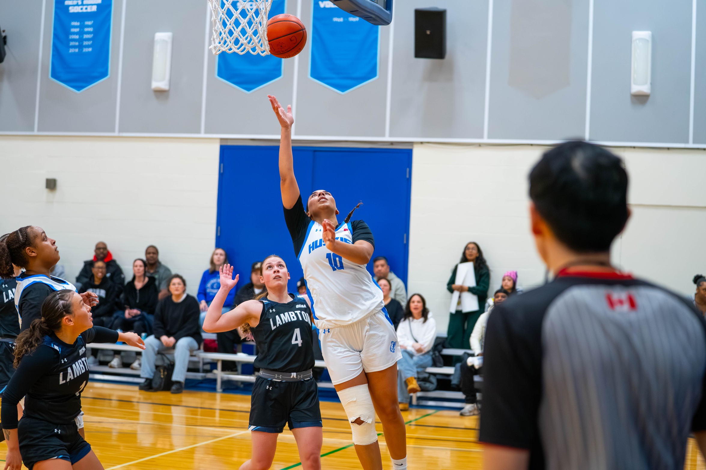 &nbsp;  HUSKIES DROP PLAYOFF GAME