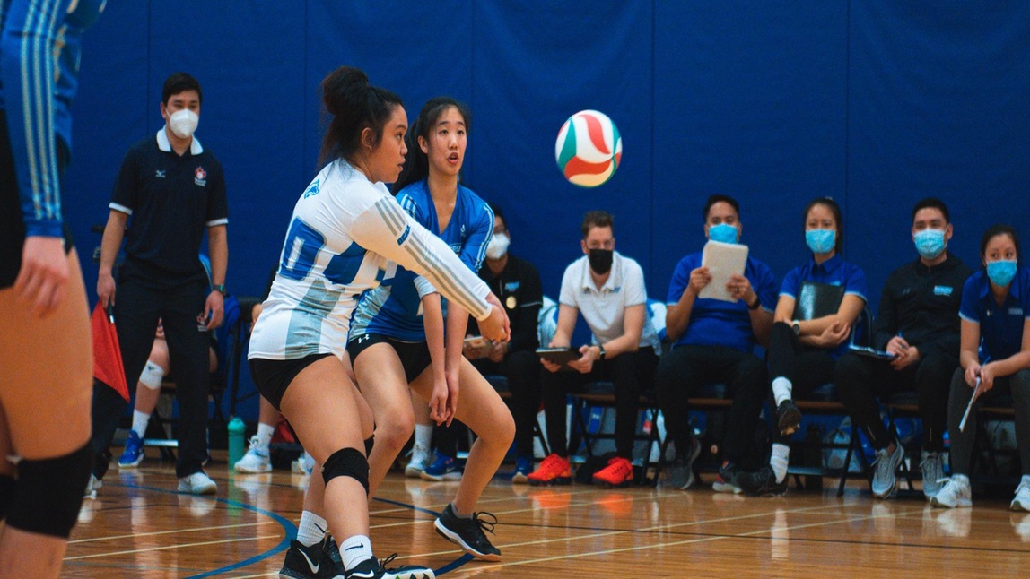HUSKIES FALL TO PANTHERS
