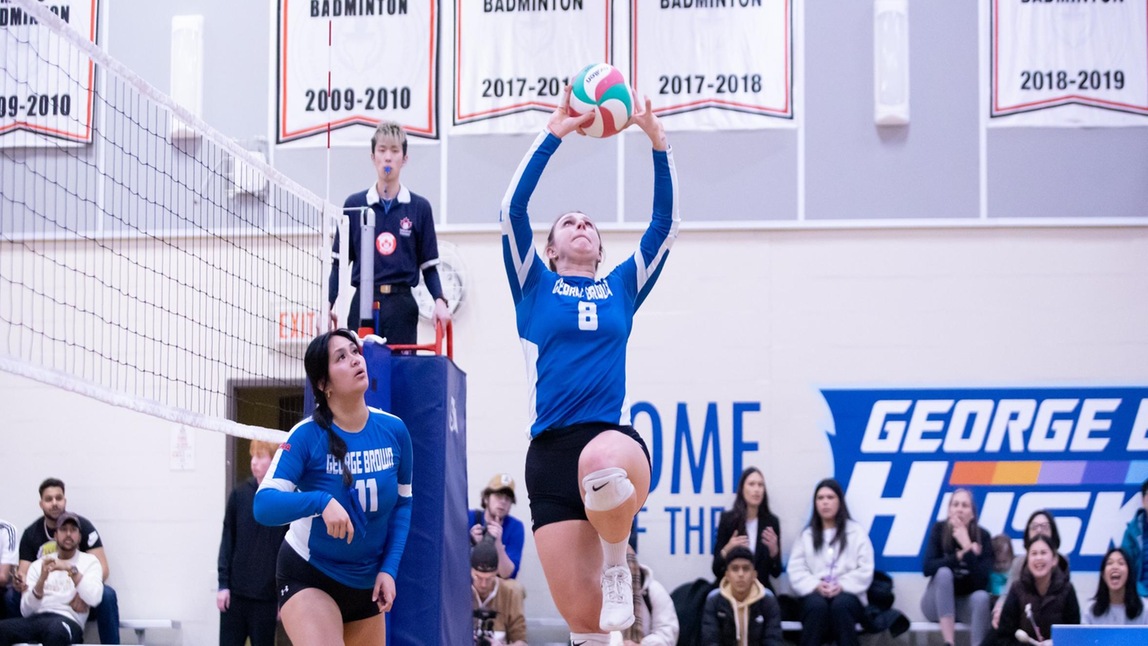 HUSKIES FALL TO SENECA