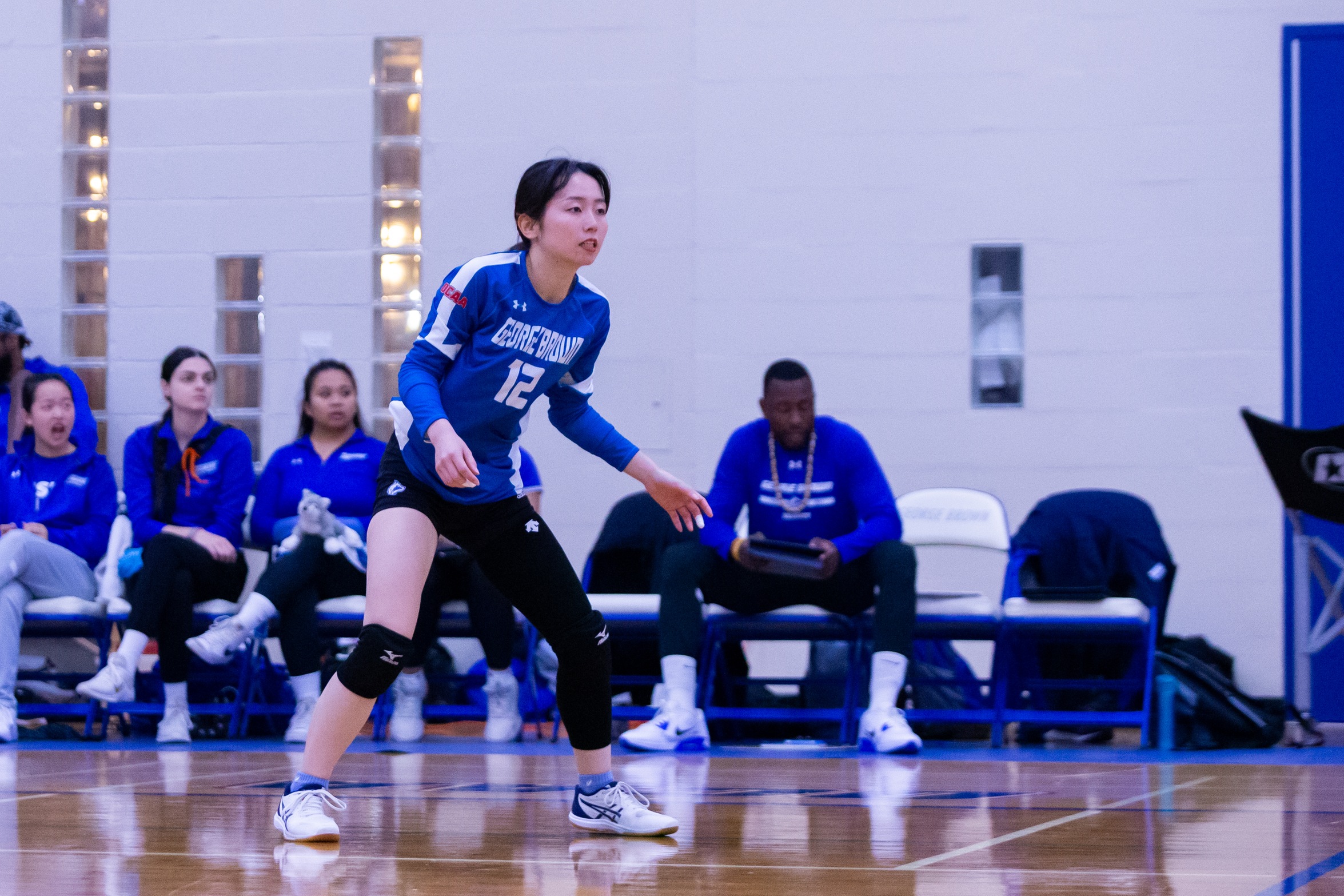 HUSKIES DROP DECISION TO LA CITE