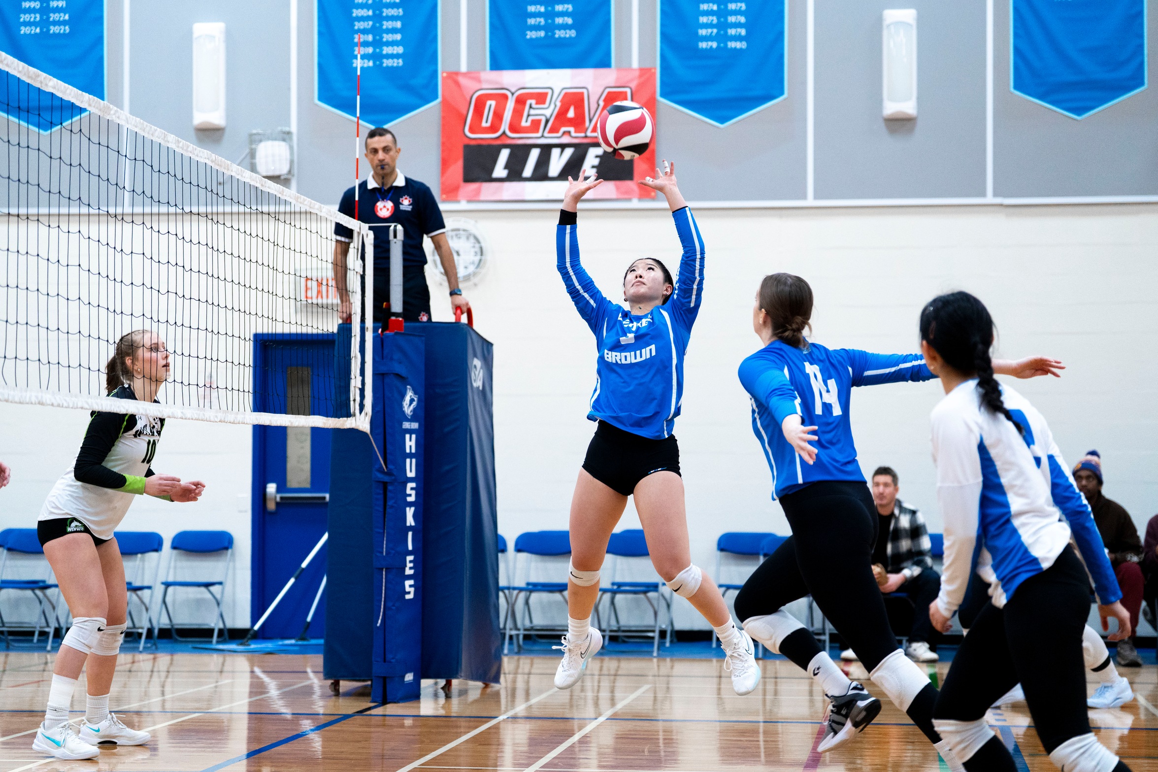 HUSKIES DROP DECISION TO ALGONQUIN